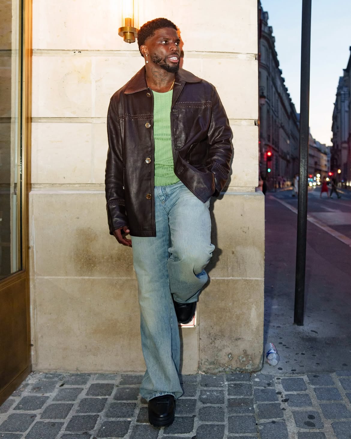 Tyreek Hill wearing Dr&ocirc;le de Monsieur at the PASCAL PFW dinner